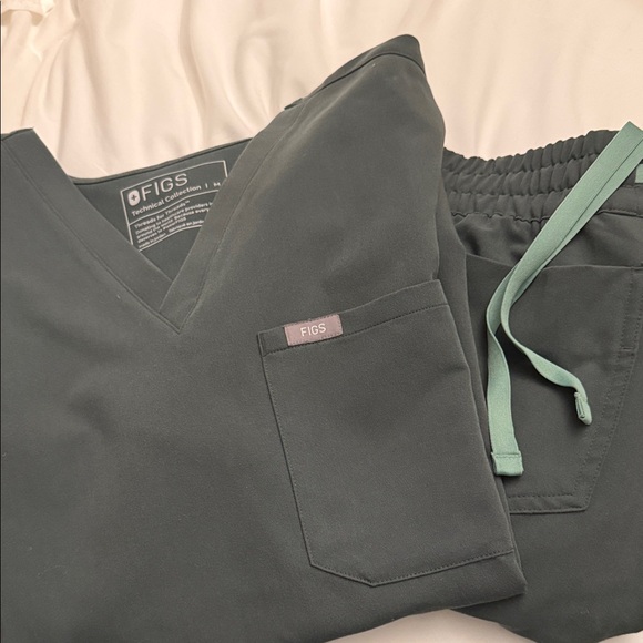 Figs Pants - Figs Bonsai Scrubs Medium